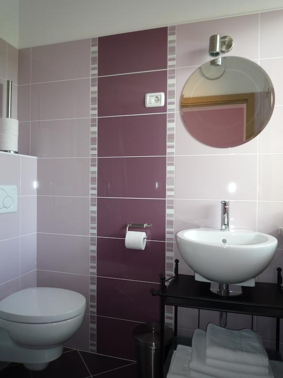 Guesthouse Pri Mihelovih Сезана Номер фото